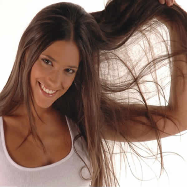 Cabello: como reparar y prevenir puntas abiertas