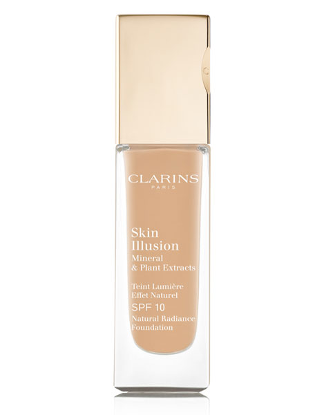 Skin Illusion SPF 10 de Clarins