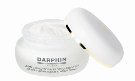 Wrinkle Corrective Eye Contour Cream de Darfhin actúa de forma similar al Botox