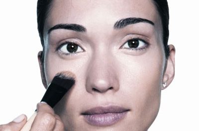 Bobbi Brown, la belleza en 10 pasos: base de maquillaje (Paso II)