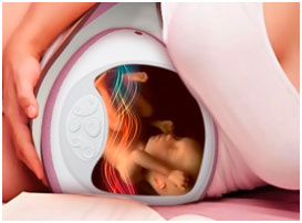 Un cinturón ecógrafo que permite ver al bebé en el vientre de la madre