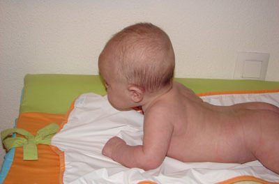 Desarrollo psicomotor del bebé: Tercer mes