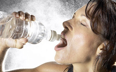 Una buena hidratación y una correcta alimentación, comienza el 2014 cuidando tu salud