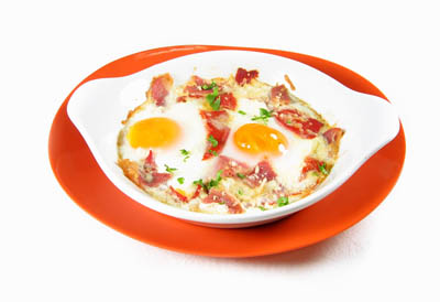 La receta del día: Huevos escalfados con salteado de hortalizas