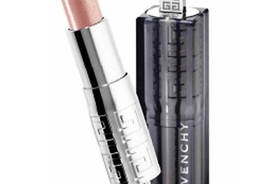 Labios brillantes con Rouge Interdit Shine de Givenchy