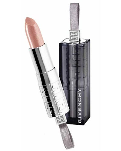 Labios brillantes con Rouge Interdit Shine de Givenchy