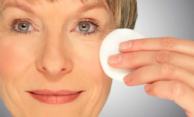 Trucos de belleza: como aplicar un maquillaje anti-edad