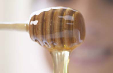 Niños con tos: ¿Medicamentos o miel?