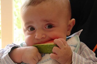 Qué podemos hacer para que los más pequeños tomen fruta