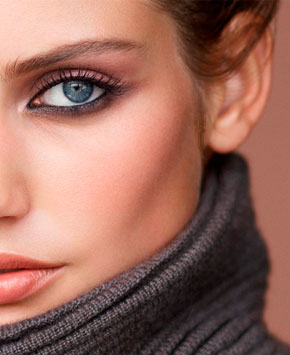 El smoky eye invertido, una nueva tendencia de maquillaje