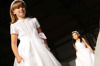 Los trajes de primera comunión también en las pasarelas