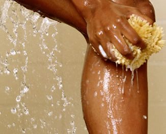 Remedios naturales para tratar la piel después de los excesos del verano