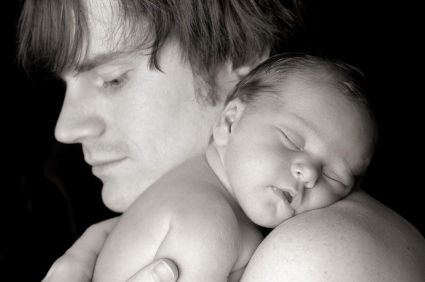 Los últimos avances en reproducción asistida permiten al hombre cumplir su deseo de ser padre