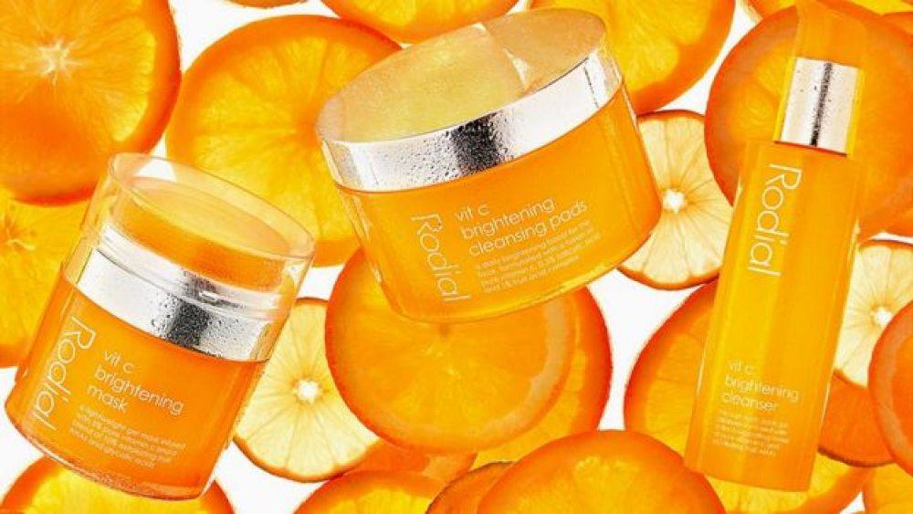 Para unificar e iluminar la piel, RODIAL lanza la línea VIT C