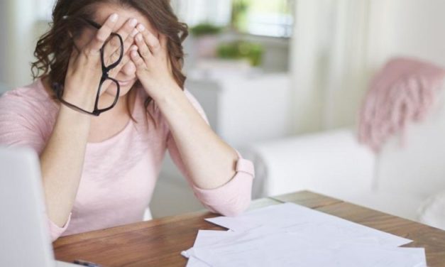 Angustia, depresión, insomnio… Alimentos que combaten la tristeza y disminuyen el estrés de la vuelta al trabajo