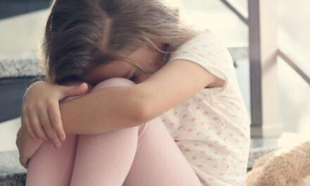 ANSIEDAD EN NIÑOS: CÓMO DETECTARLA A TIEMPO Y AYUDAR DESDE CASA